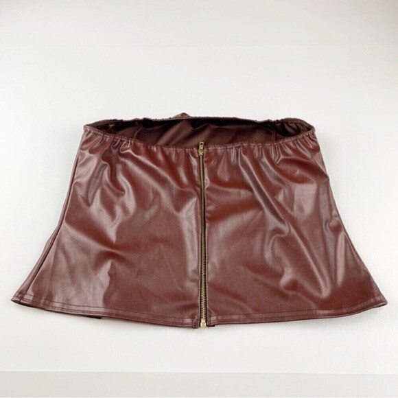 PrettyLittleThing Chocolate Brown High Shine Faux PU Leather Bandeau Size L NWT - Picture 6 of 11